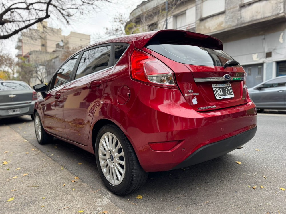 Ford Fiesta Kinetic 1.6 titanium power shift — foto 15